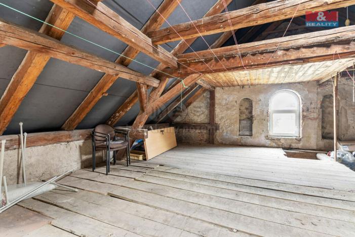 Prodej rodinného domu, Bulovka - Arnoltice, 220 m2