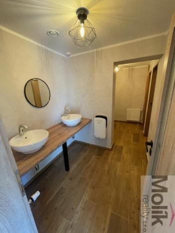 Prodej restaurace, Bílina, Komenského, 686 m2