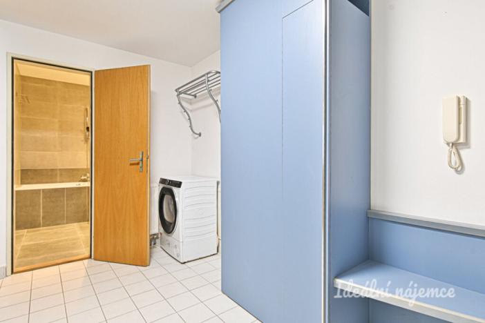 Pronájem bytu 1+kk, Brno - Královo Pole, Mojžíšova, 62 m2