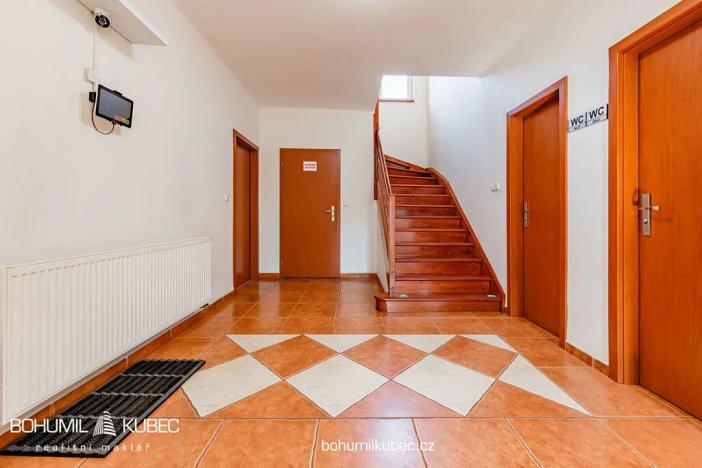 Prodej skladu, Planá nad Lužnicí, Husova, 761 m2