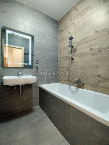 Prodej bytu 3+kk, Karlovy Vary, nábřeží Jana Palacha, 91 m2