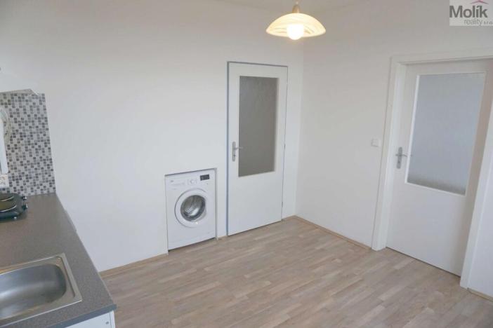 Pronájem bytu 1+1, Chomutov, Jirkovská, 36 m2