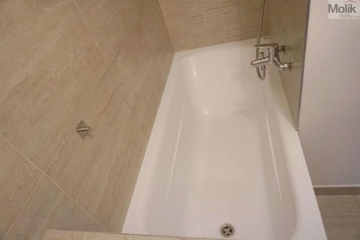 Pronájem bytu 1+1, Chomutov, Jirkovská, 36 m2