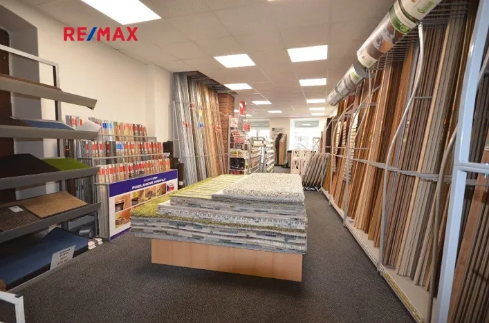 Prodej obchodního prostoru, Slaný, Třebízského, 140 m2