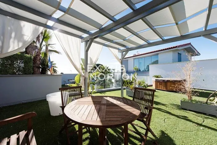 Prodej vily, Tossa de Mar, Španělsko, 250 m2