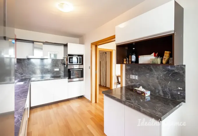 Pronájem bytu 3+1, Praha - Chodov, V jezírkách, 64 m2