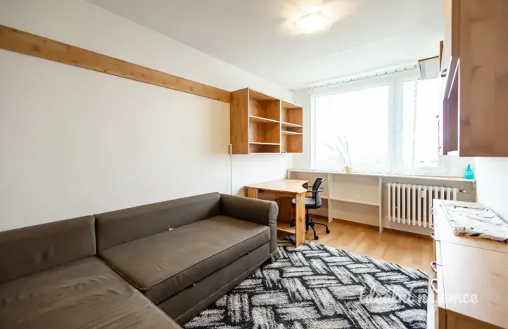 Pronájem bytu 3+1, Praha - Chodov, V jezírkách, 64 m2