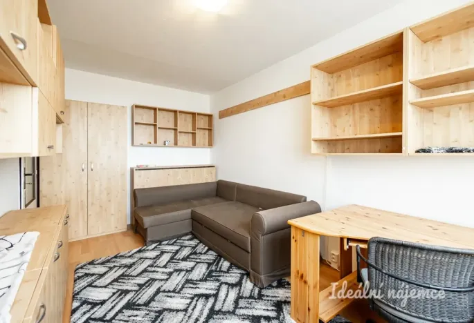 Pronájem bytu 3+1, Praha - Chodov, V jezírkách, 64 m2