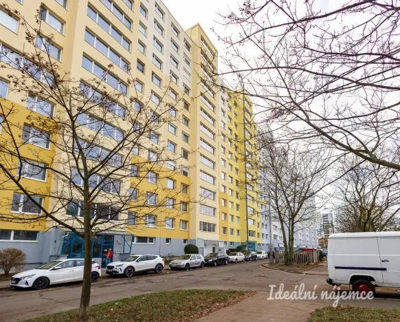 Pronájem bytu 3+1, Praha - Chodov, V jezírkách, 64 m2