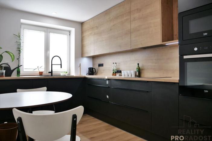 Pronájem bytu 2+1, Hodonín, Erbenova, 68 m2
