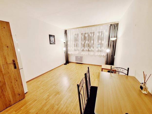 Pronájem bytu 1+kk, Praha - Malešice, Káranská, 32 m2