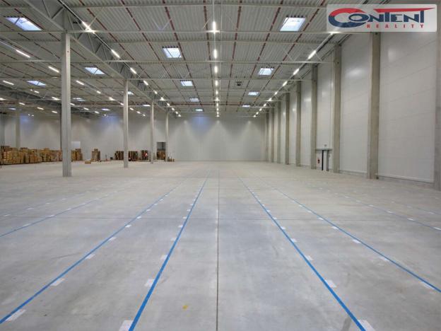 Pronájem skladu, Vystrkov, 7500 m2