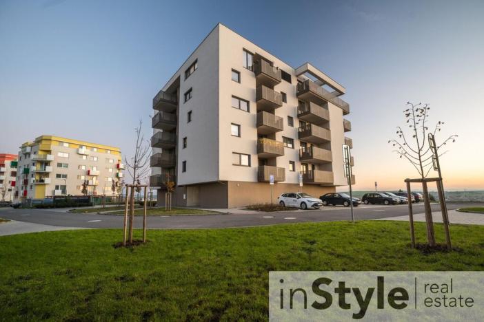 Pronájem bytu 2+kk, Uherské Hradiště - Sady, Hrušková, 55 m2