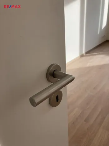 Prodej bytu 1+kk, Praha - Dolní Počernice, Černodolská, 39 m2