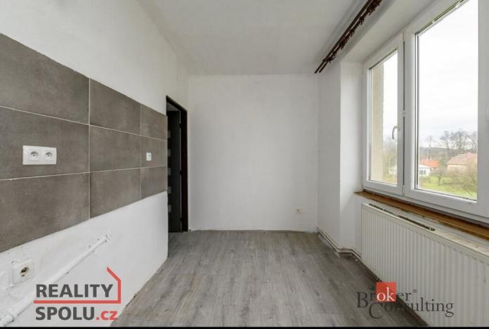 Prodej bytu 3+1, Předslav - Měcholupy, 88 m2