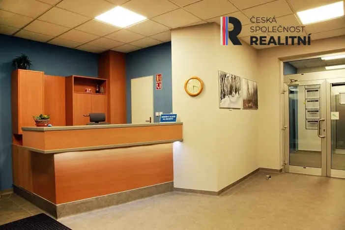 Pronájem kanceláře, Zlín, Kvítková, 82 m2