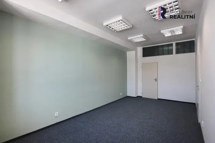 Pronájem kanceláře, Zlín, Kvítková, 82 m2