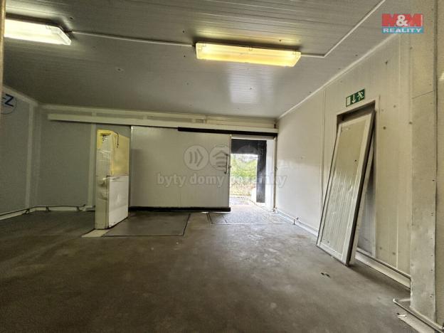 Pronájem výrobních prostor, Litenčice - Strabenice, 2400 m2