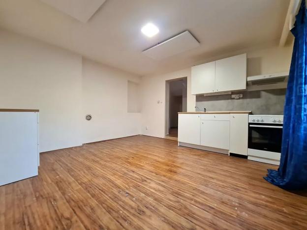 Pronájem bytu 2+kk, Vyškov, 35 m2