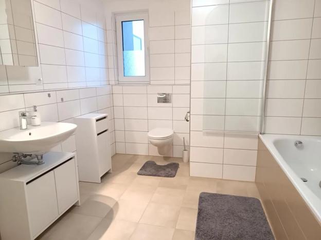 Pronájem bytu 1+kk, České Budějovice, O. Nedbala, 42 m2