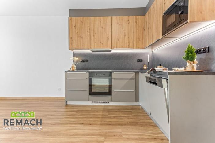 Pronájem bytu 1+kk, Náchod - Staré Město nad Metují, Bartoňova, 43 m2