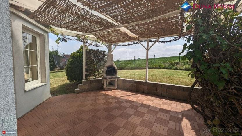 Prodej rodinného domu, Panenské Břežany, 200 m2