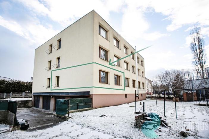 Prodej bytu 2+kk, Benešov, Konopišťská, 42 m2