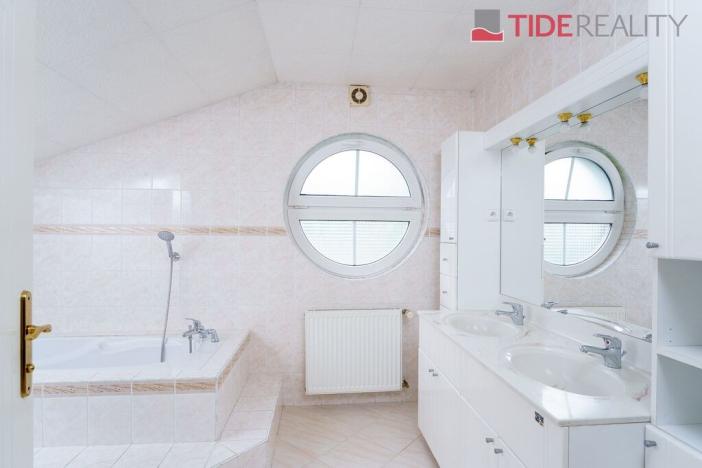 Prodej rodinného domu, Průhonice, Borová, 416 m2