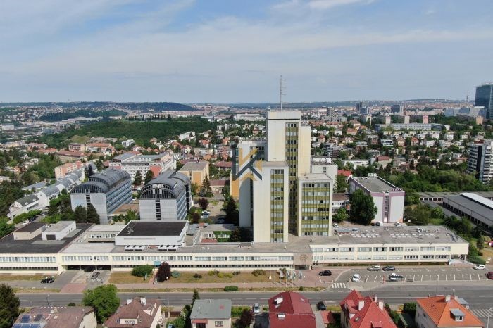 Pronájem obchodního prostoru, Praha - Braník, Zelený pruh, 818 m2