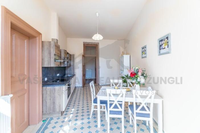 Pronájem bytu 3+1, Praha - Staré Město, Staroměstské náměstí, 108 m2