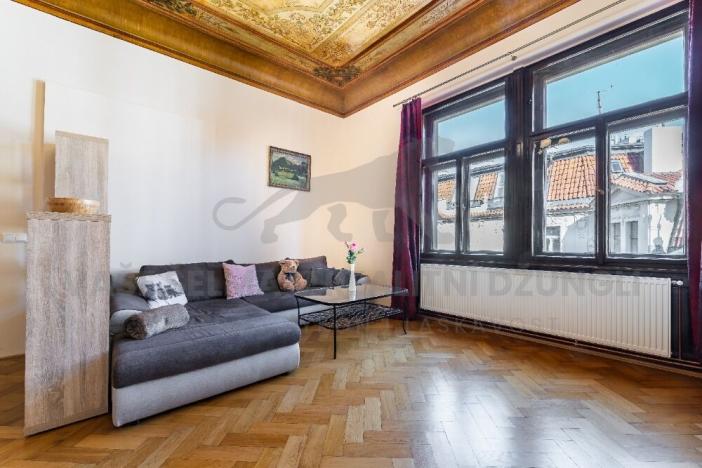 Pronájem bytu 3+1, Praha - Staré Město, Staroměstské náměstí, 108 m2