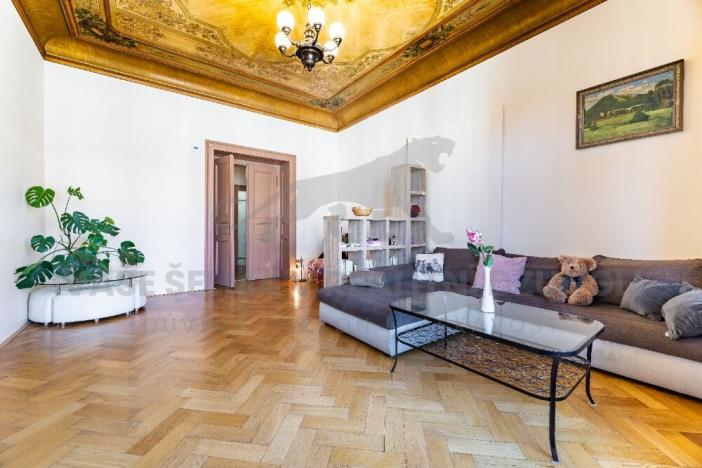 Pronájem bytu 3+1, Praha - Staré Město, Staroměstské náměstí, 108 m2