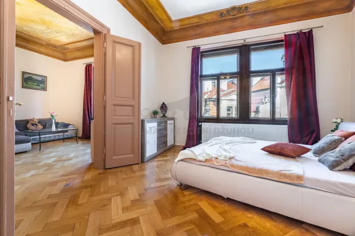 Pronájem bytu 3+1, Praha - Staré Město, Staroměstské náměstí, 108 m2