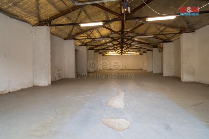 Pronájem skladu, Třanovice, 550 m2