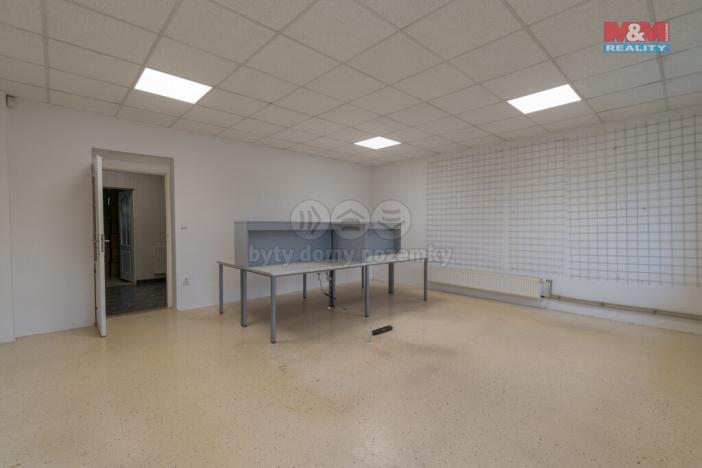 Pronájem skladu, Třanovice, 550 m2