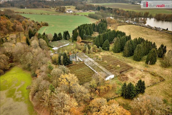 Prodej komerčního pozemku, Chodová Planá, 126960 m2