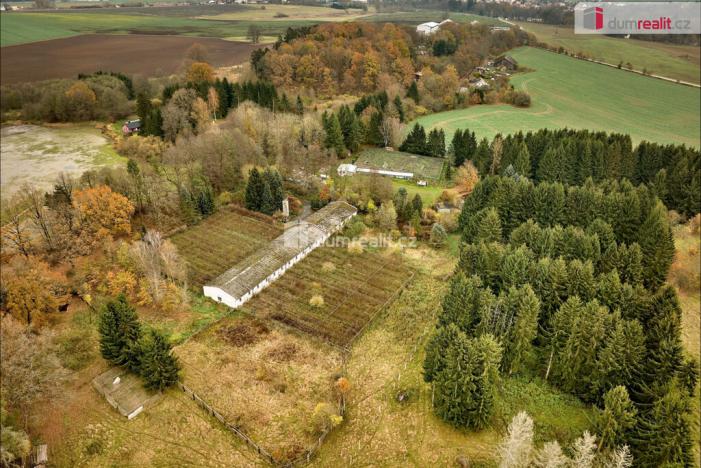 Prodej komerčního pozemku, Chodová Planá, 126960 m2