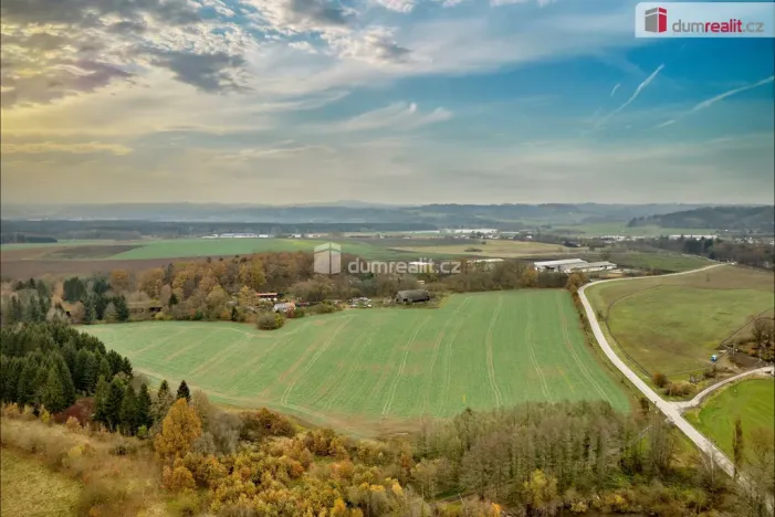 Prodej komerčního pozemku, Chodová Planá, 126960 m2