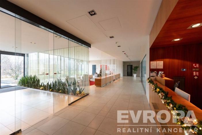 Prodej bytu 1+kk, Praha - Nusle, K sídlišti, 40 m2