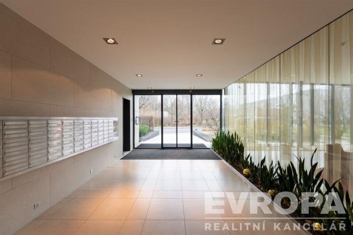 Prodej bytu 1+kk, Praha - Nusle, K sídlišti, 40 m2