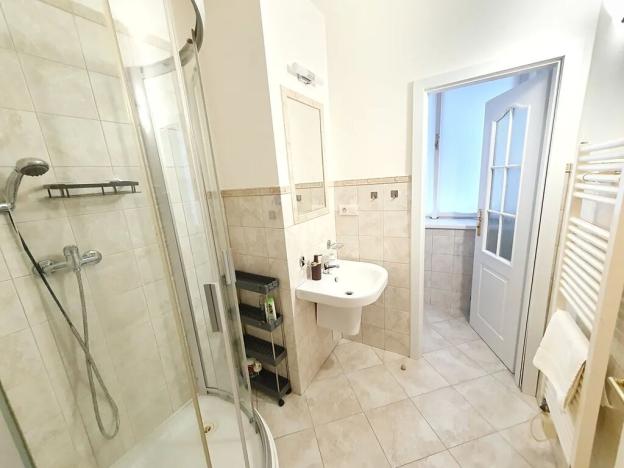 Pronájem bytu 2+kk, Praha - Smíchov, Plzeňská, 40 m2