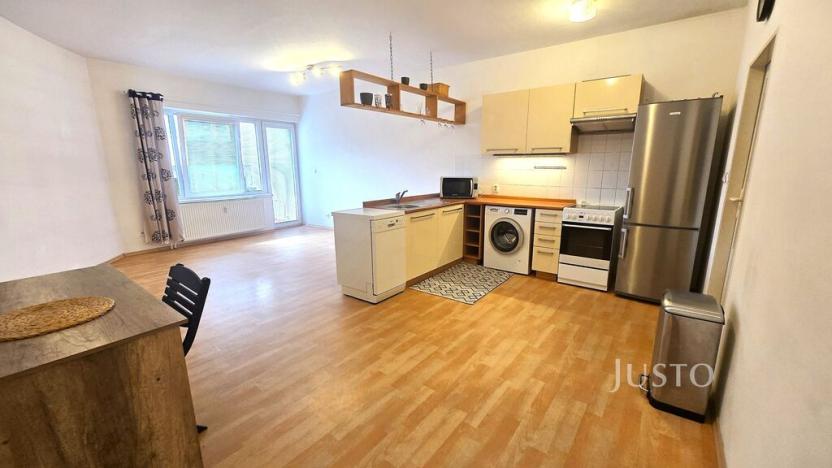 Pronájem bytu 2+kk, Písek - Pražské Předměstí, V Portyči, 52 m2