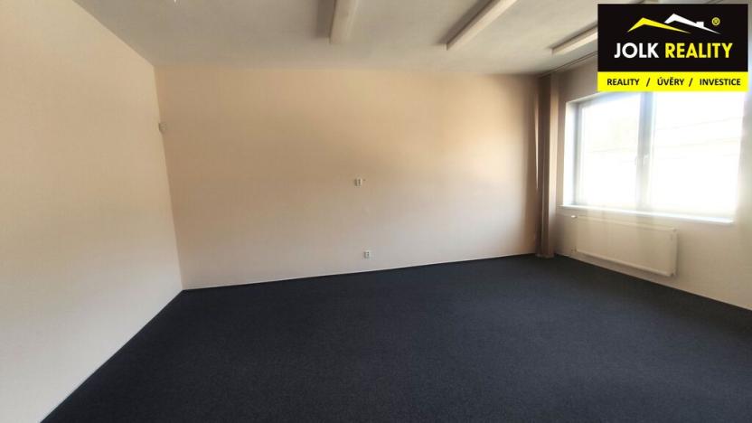 Pronájem kanceláře, Opava, Palhanecká, 250 m2