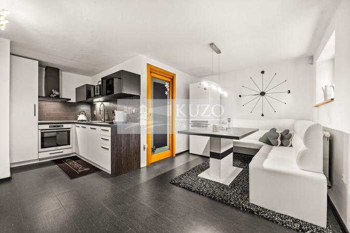 Prodej rodinného domu, Stará Huť, Ke Strži, 230 m2