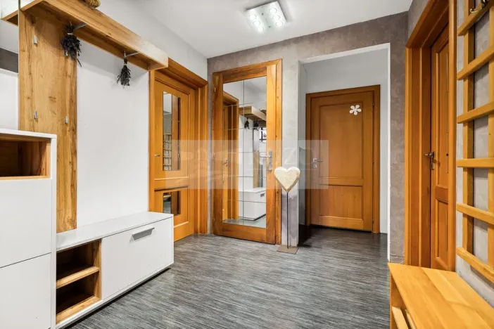 Prodej rodinného domu, Stará Huť, Ke Strži, 230 m2