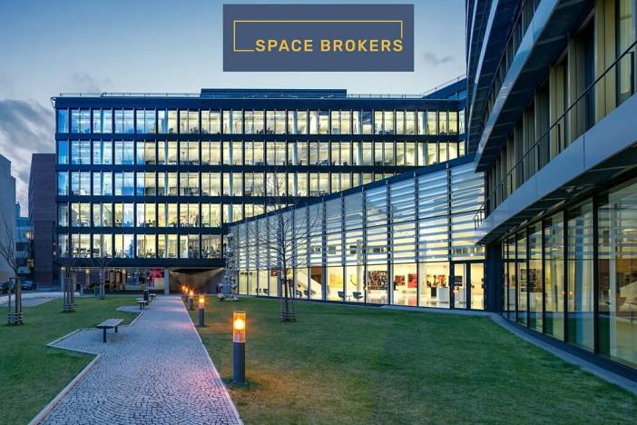 Pronájem kanceláře, Praha - Nusle, Pikrtova, 1250 m2