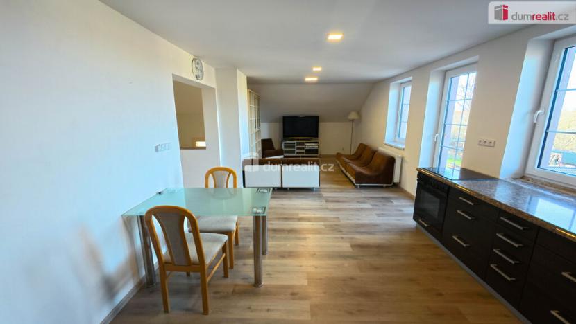 Prodej rodinného domu, Bystřice - Ouběnice, 300 m2