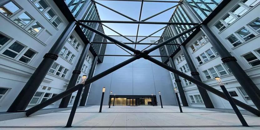 Pronájem kanceláře, Brno, Šumavská, 800 m2