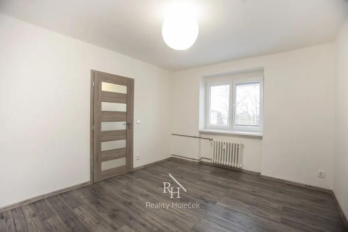 Pronájem bytu 1+1, Kladno, Vítězná, 32 m2