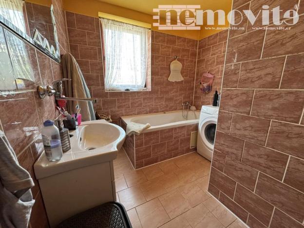 Prodej vícegeneračního domu, Dolní Branná, 866 m2